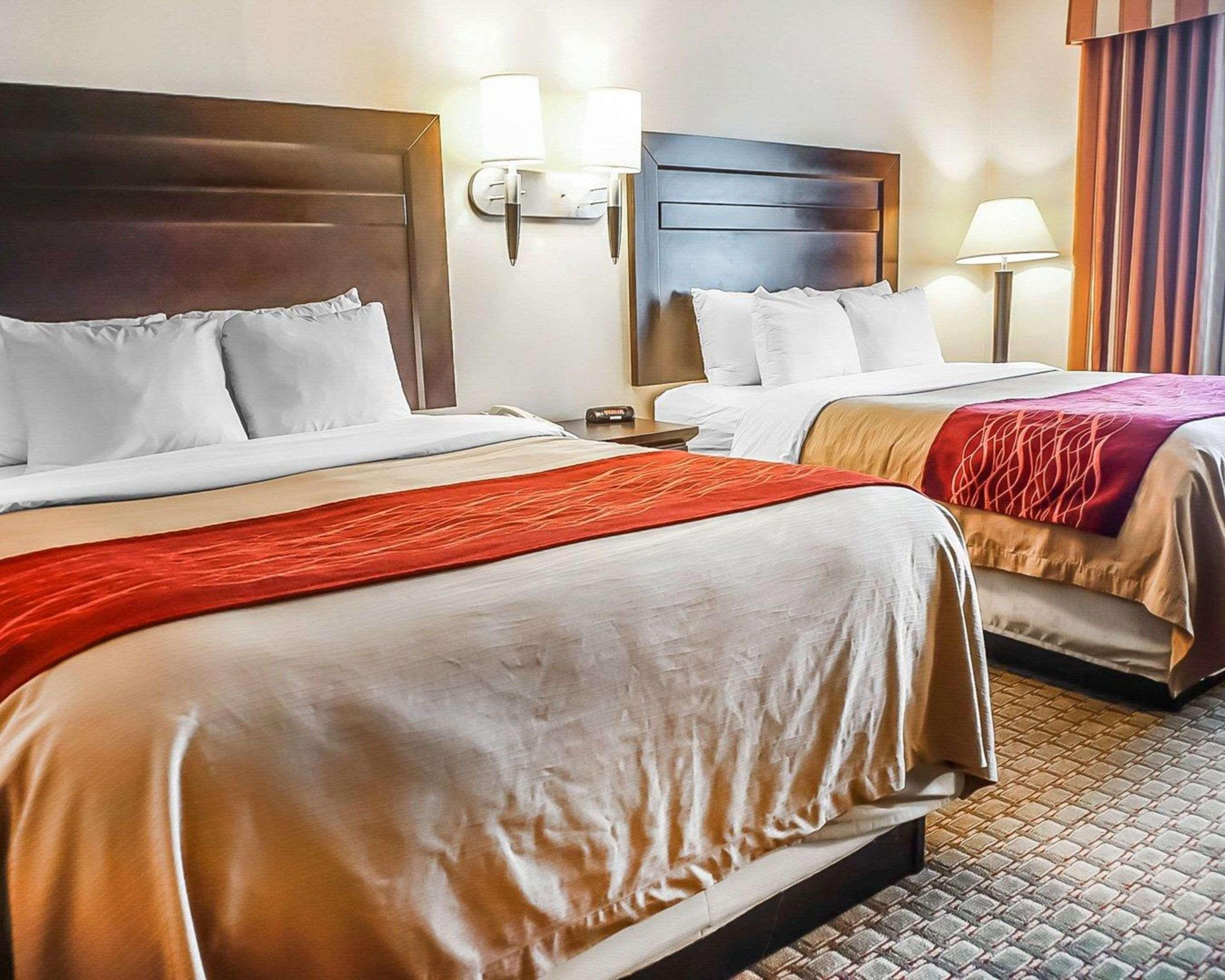 Quality Inn & Suites Розуэлл Экстерьер фото