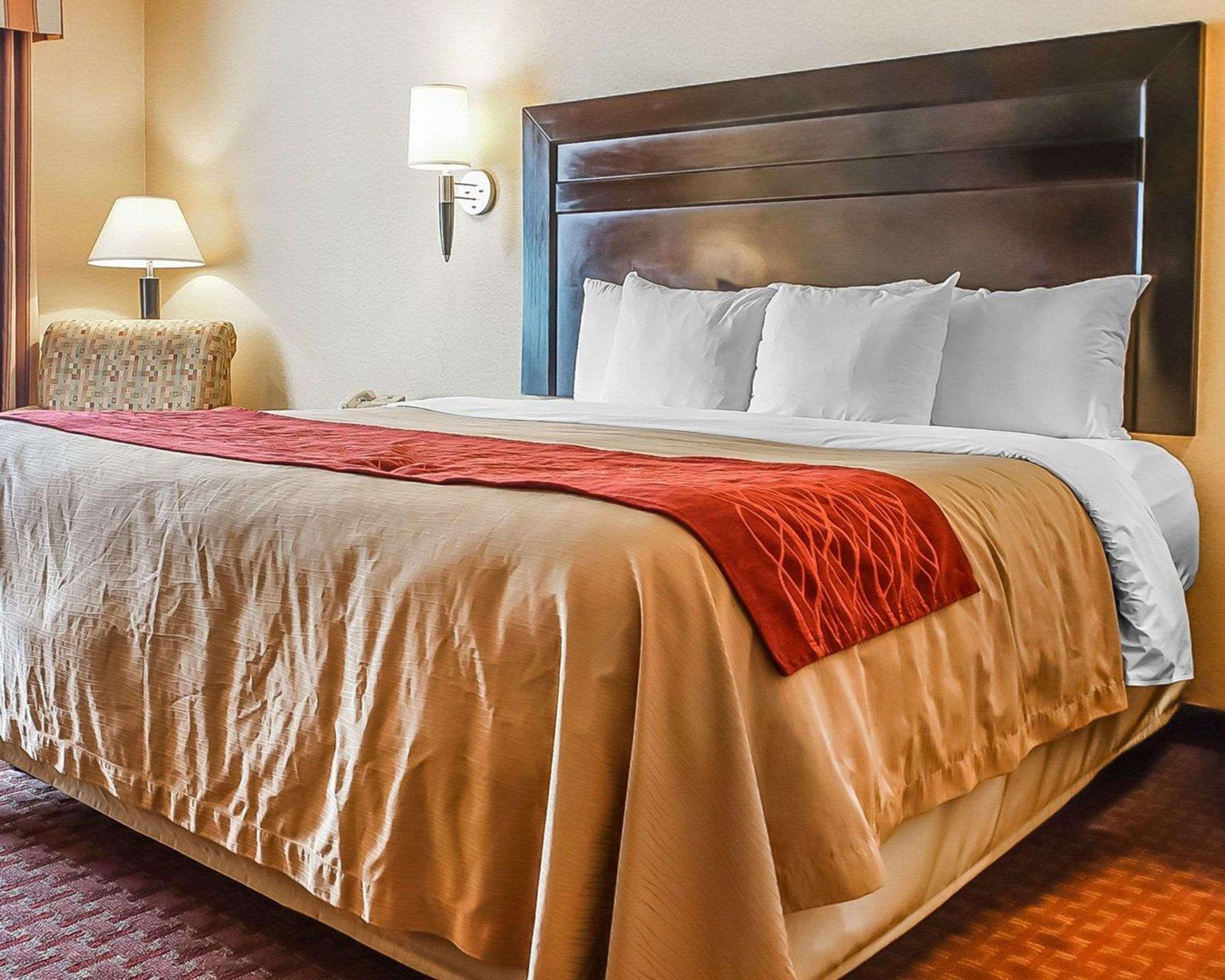 Quality Inn & Suites Розуэлл Экстерьер фото