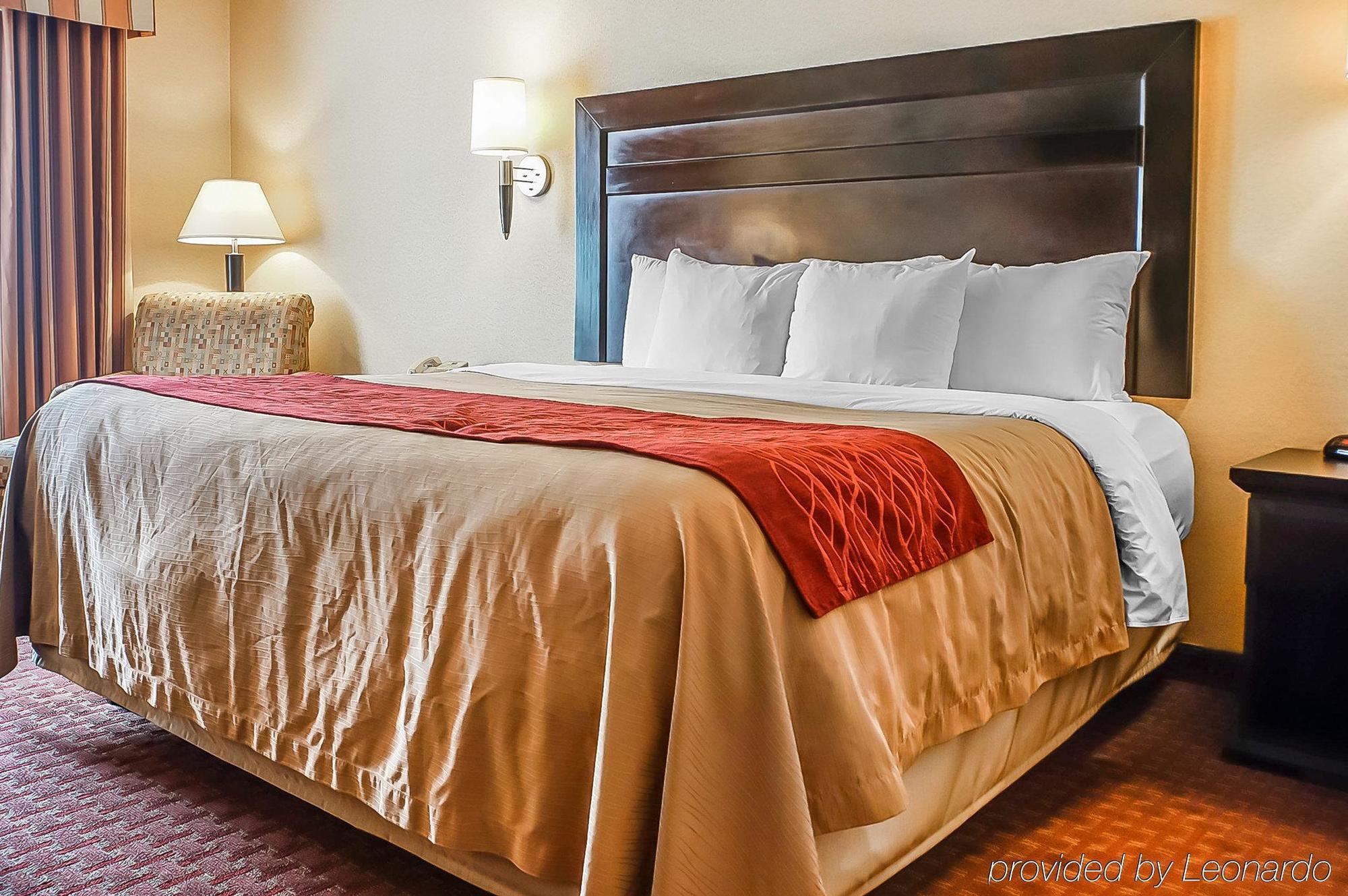 Quality Inn & Suites Розуэлл Экстерьер фото