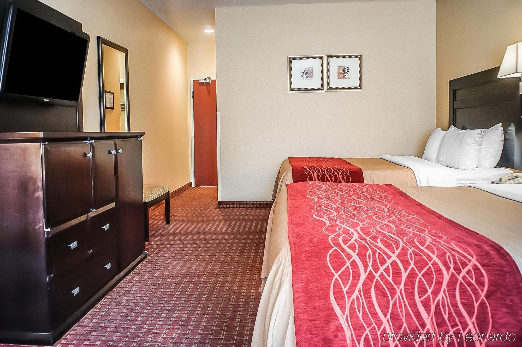 Quality Inn & Suites Розуэлл Экстерьер фото