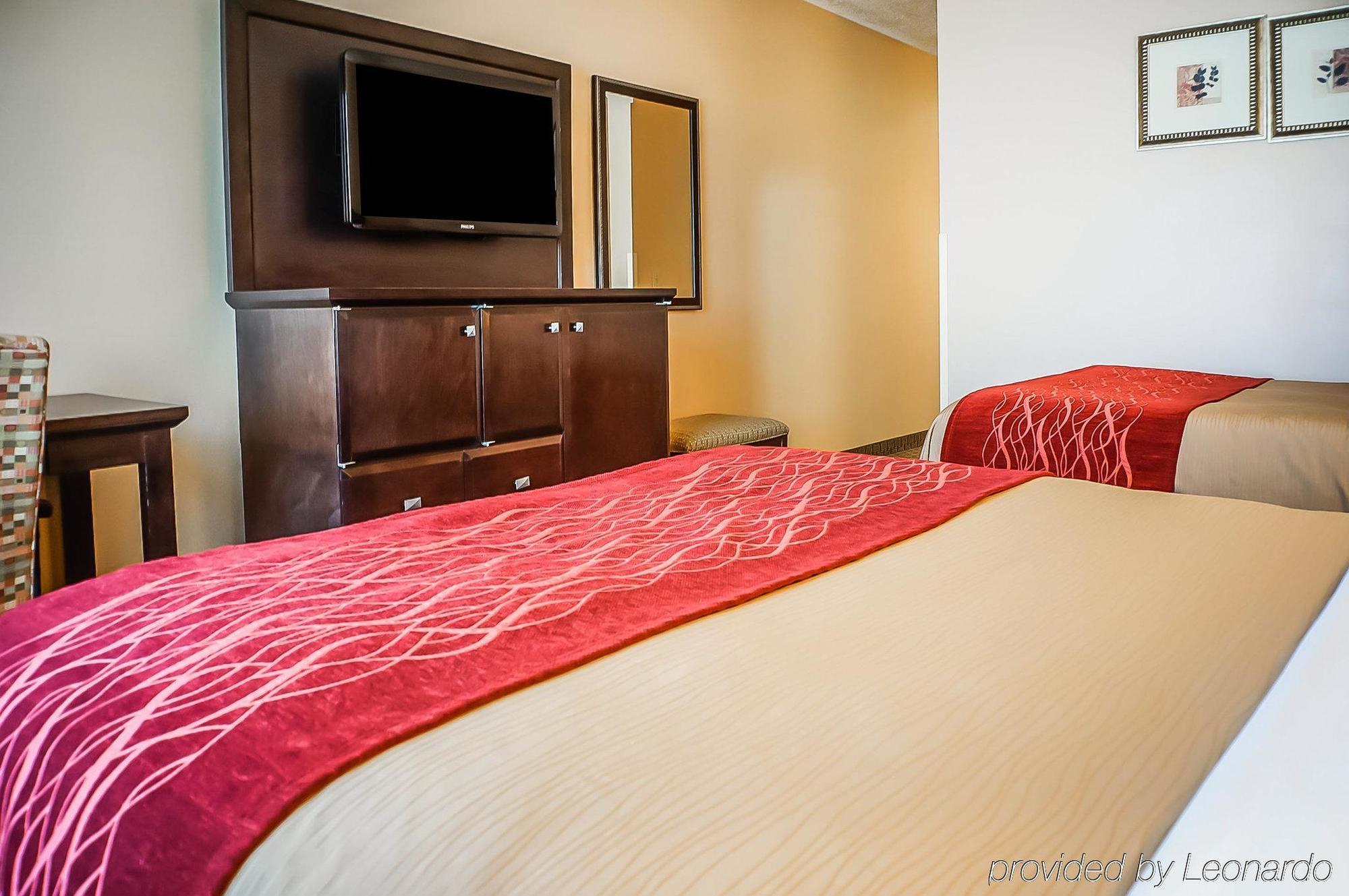 Quality Inn & Suites Розуэлл Экстерьер фото