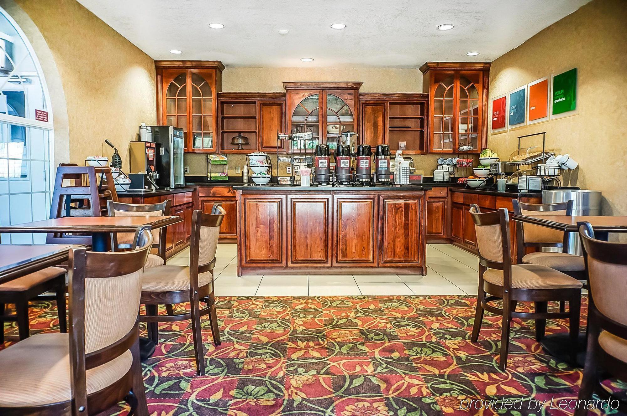 Quality Inn & Suites Розуэлл Экстерьер фото