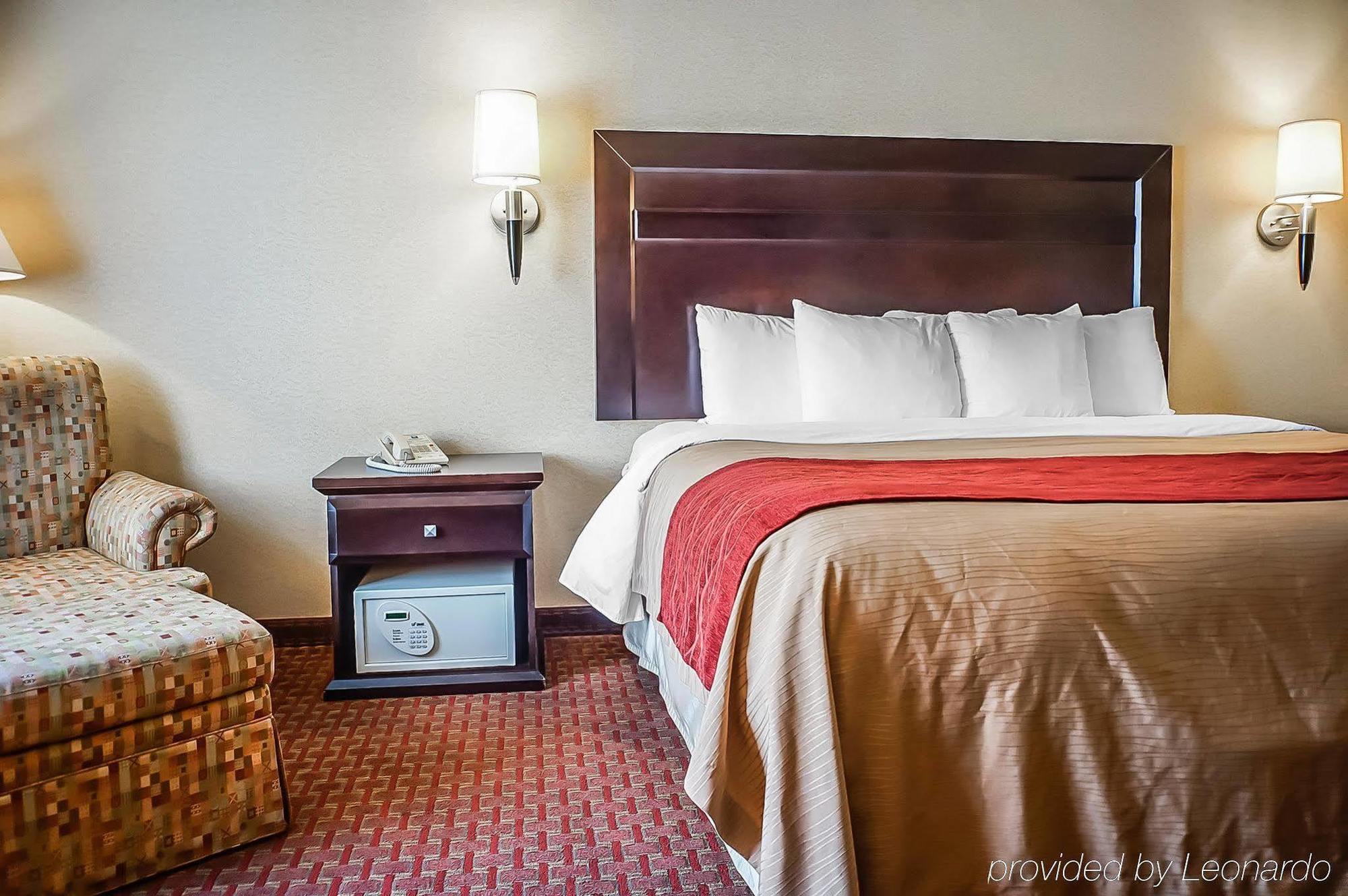 Quality Inn & Suites Розуэлл Экстерьер фото