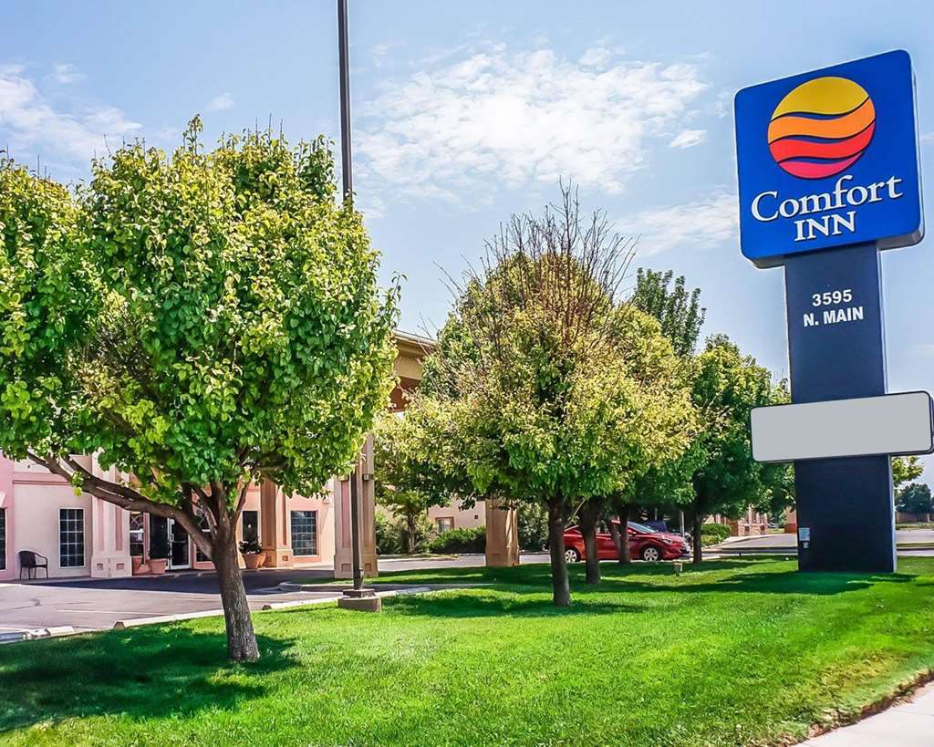 Quality Inn & Suites Розуэлл Экстерьер фото
